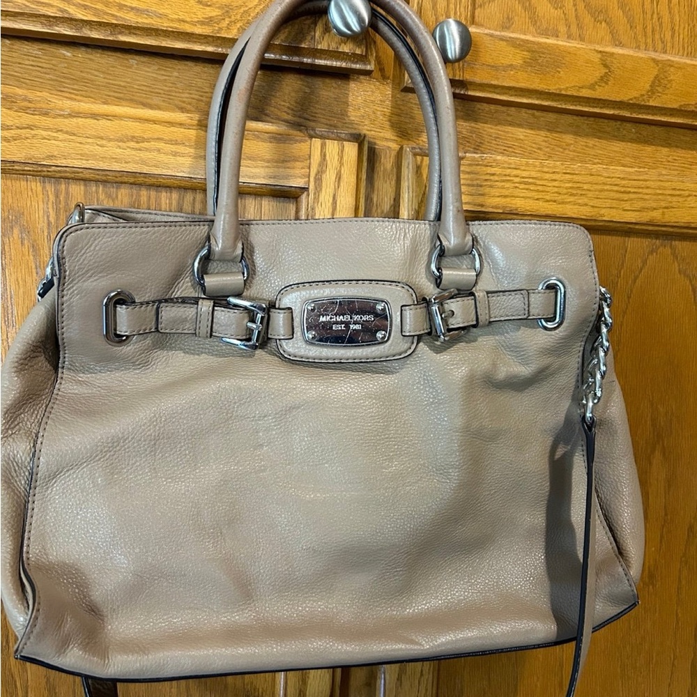 Michael Kors Ivory Hamilton Leather Pebbled Shoulder Bag